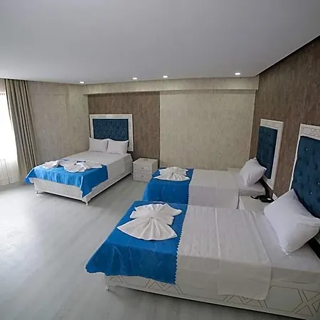 Aksaray Hotel *